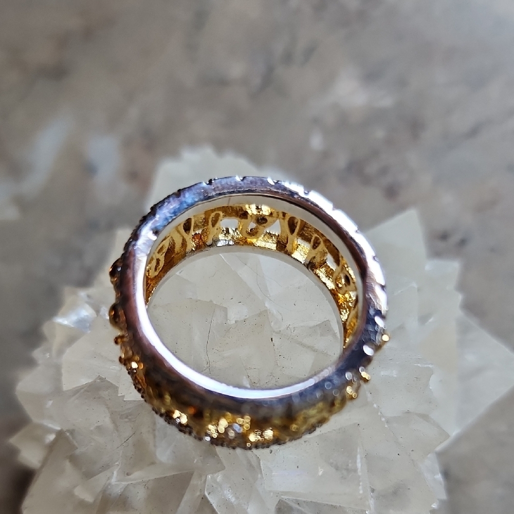 Elegant Gold and Silver Elephant Ring - Picture 8 of 16